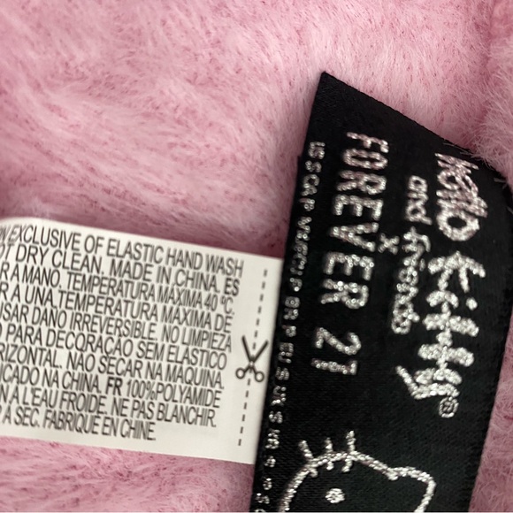 Hello kitty pink fuzzy shorts set. Size small. No tags but never worn. - Picture 3 of 3